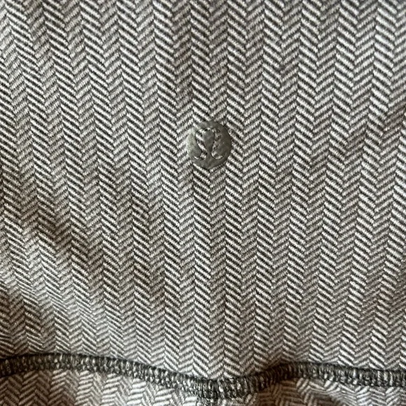 Lululemon Wunder Under Herringbone sz 6 - Picture 7 of 8